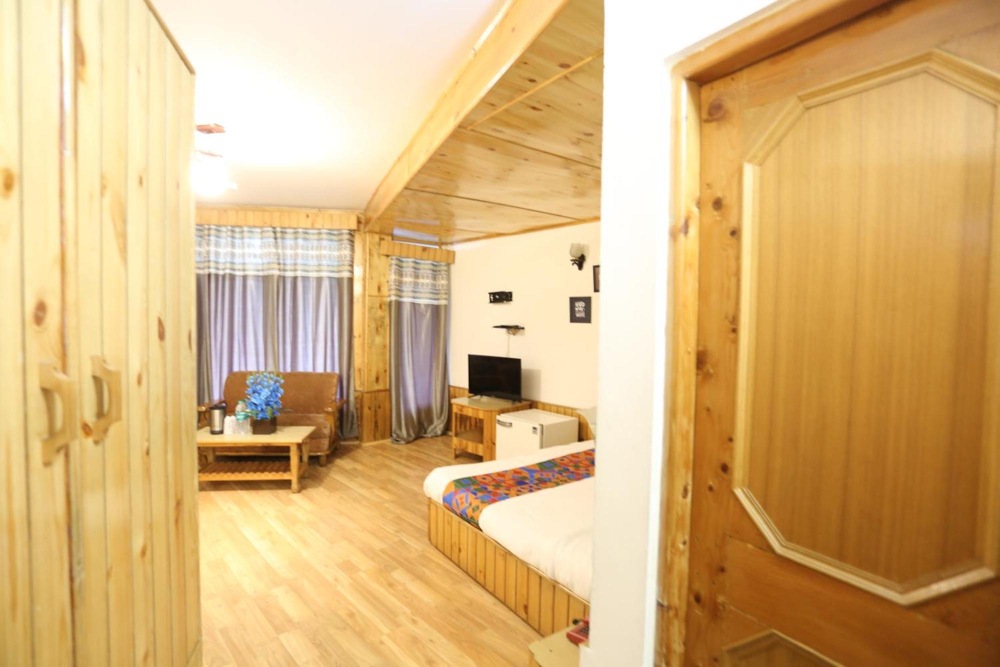 Hotel Surbhi Vashist Exterior foto